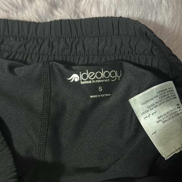 Training/Gym shorts - Picture 5 of 5